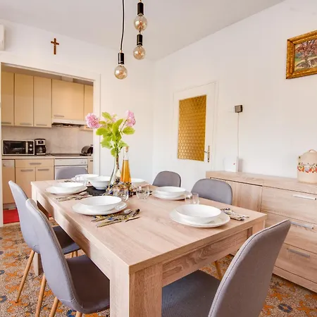 Apartman Platan