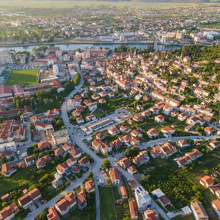Apartman Platan